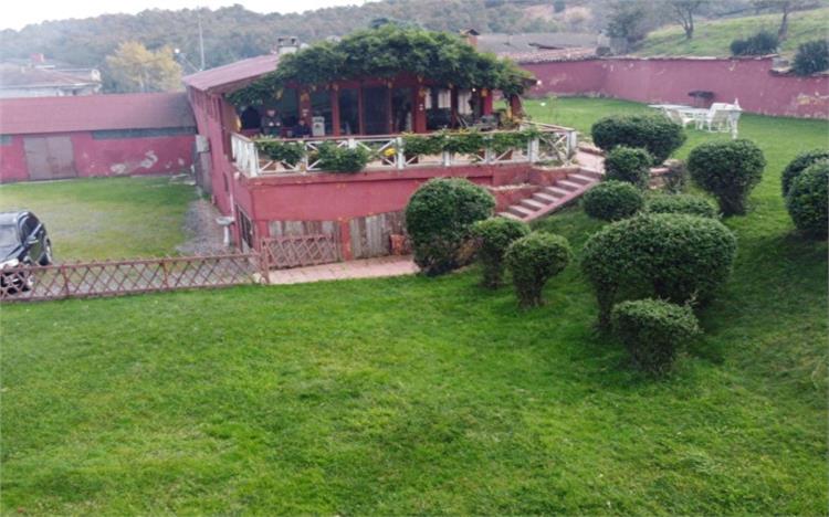 Eski Şehir De Kiralık Çiflik Arsası