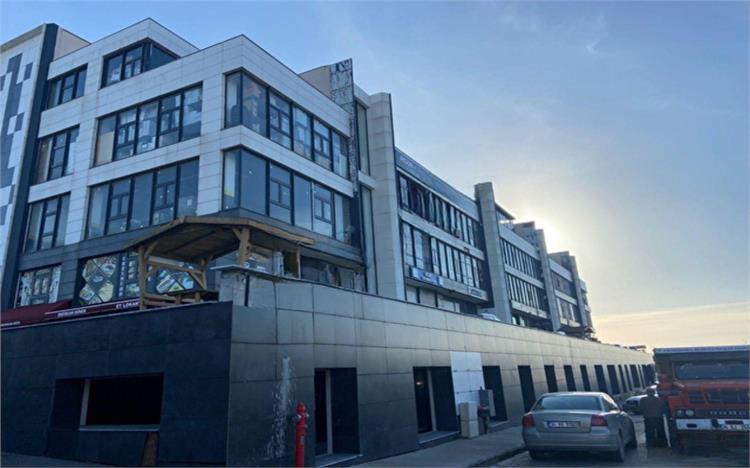 Istanbulda Genış Iş Yerı