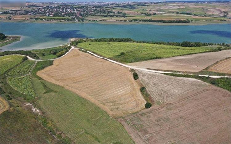 Pamukkale'de Kiralık Dev Arsa